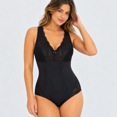 Vormiv body naistele BPC collection, must pitsiga