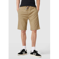 Review beige shorts